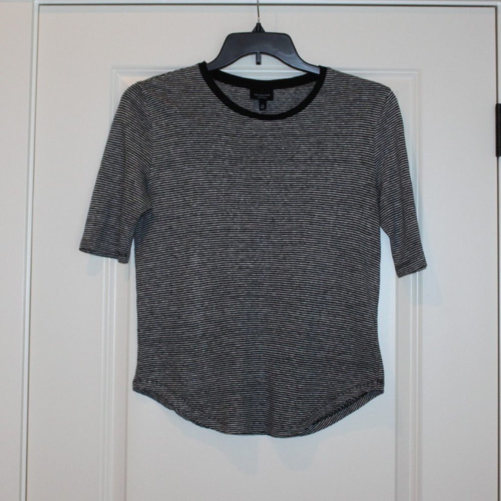 Who What Wear Black and White striped T Size M